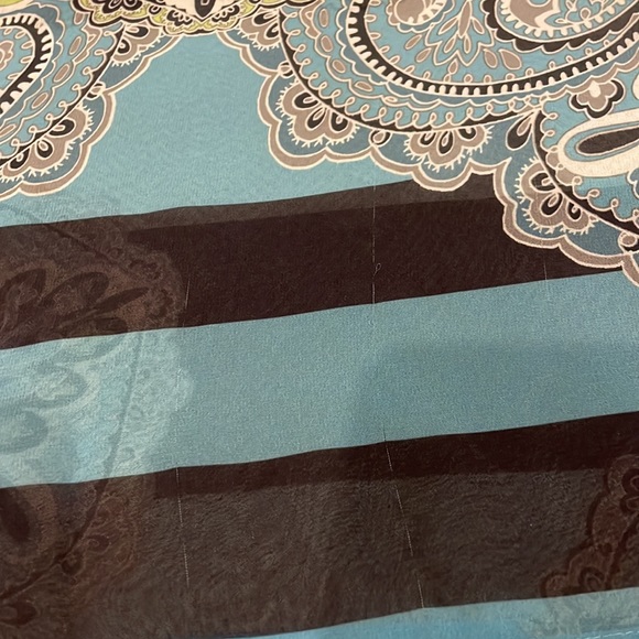 a.n.a. A New Approach tank/blouse blue, black - Picture 5 of 7